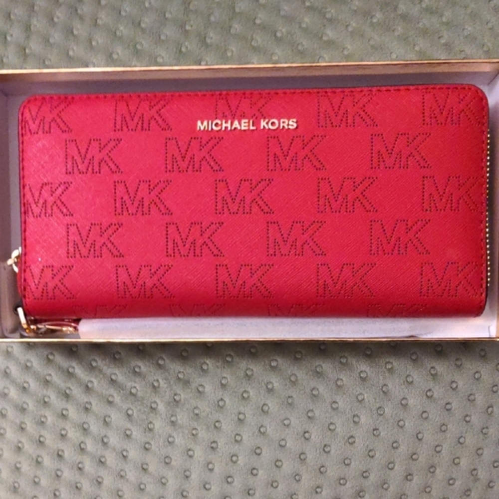 Michael Kors Signature Red Zip Wallet